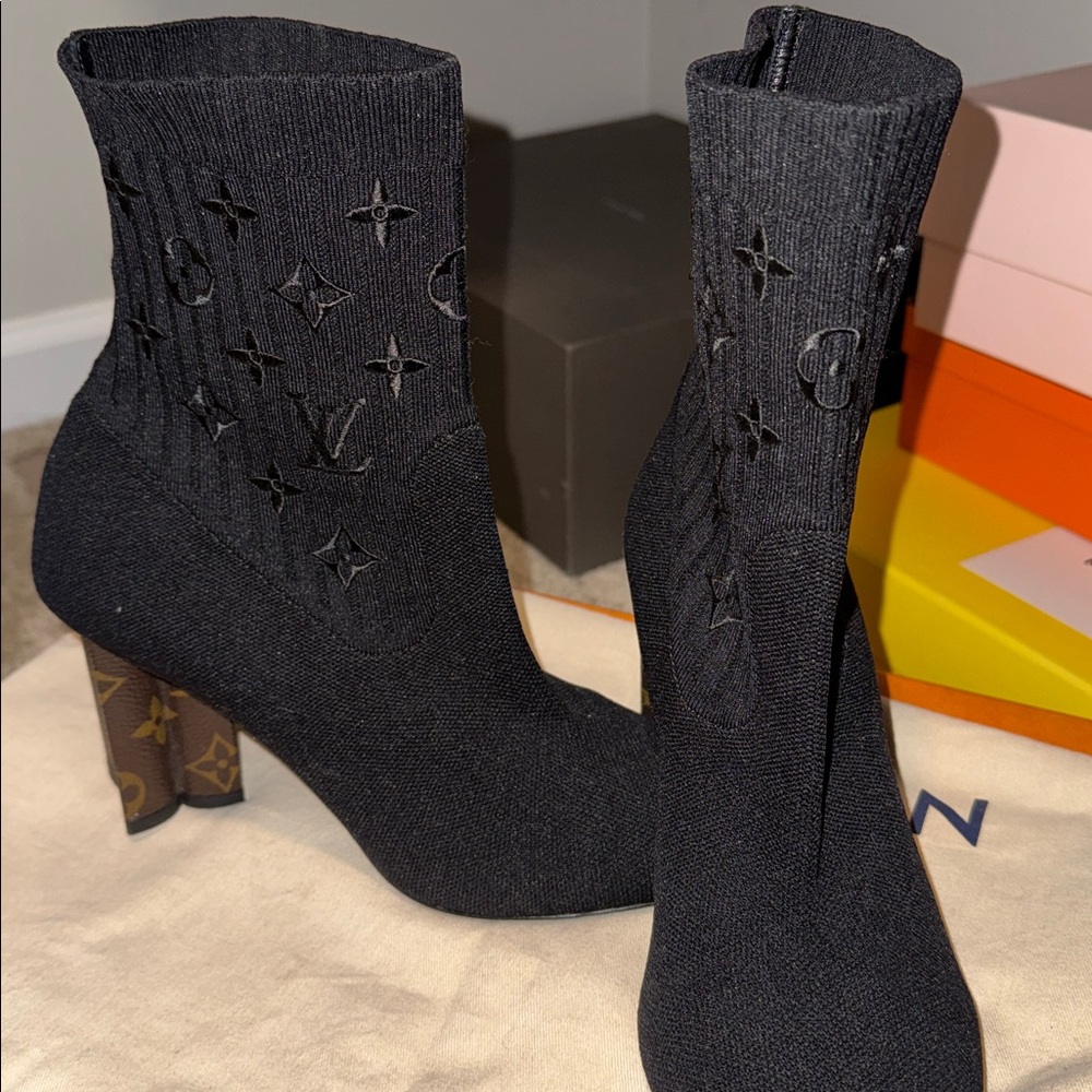 Louis Vuitton Silhouette Ankle Boot